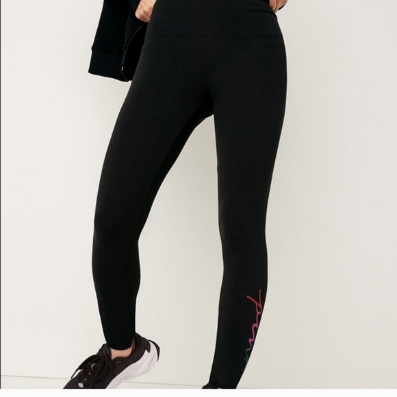 Vs pink glitter script logo leggings, size xl. NWT. - Picture 11 of 13